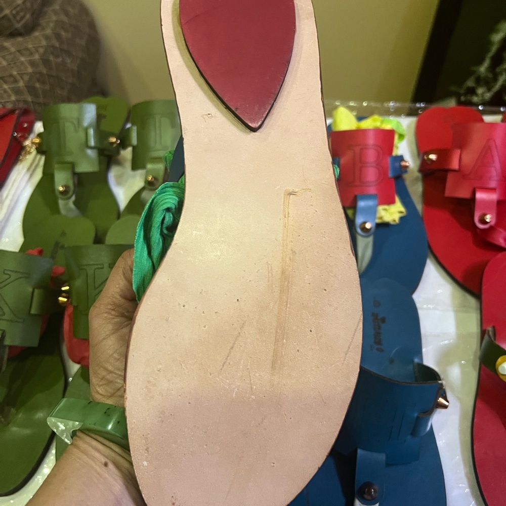 Custom made initials sandals - Picture 2 of 2